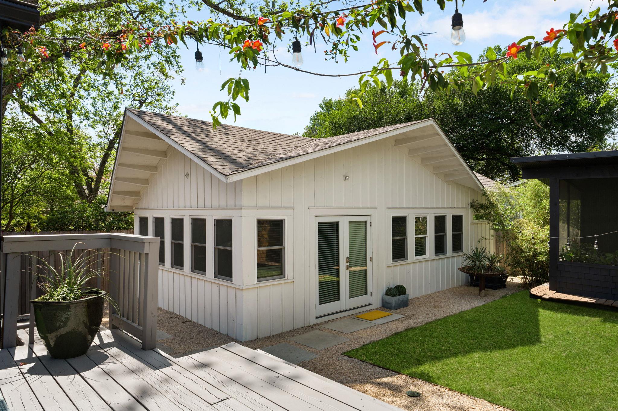 1704 Wethersfield RD