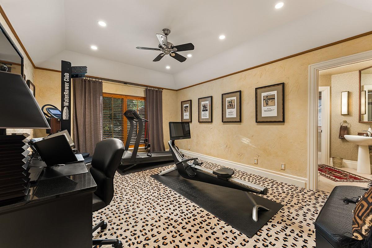 4005 Enclave Mesa CIR