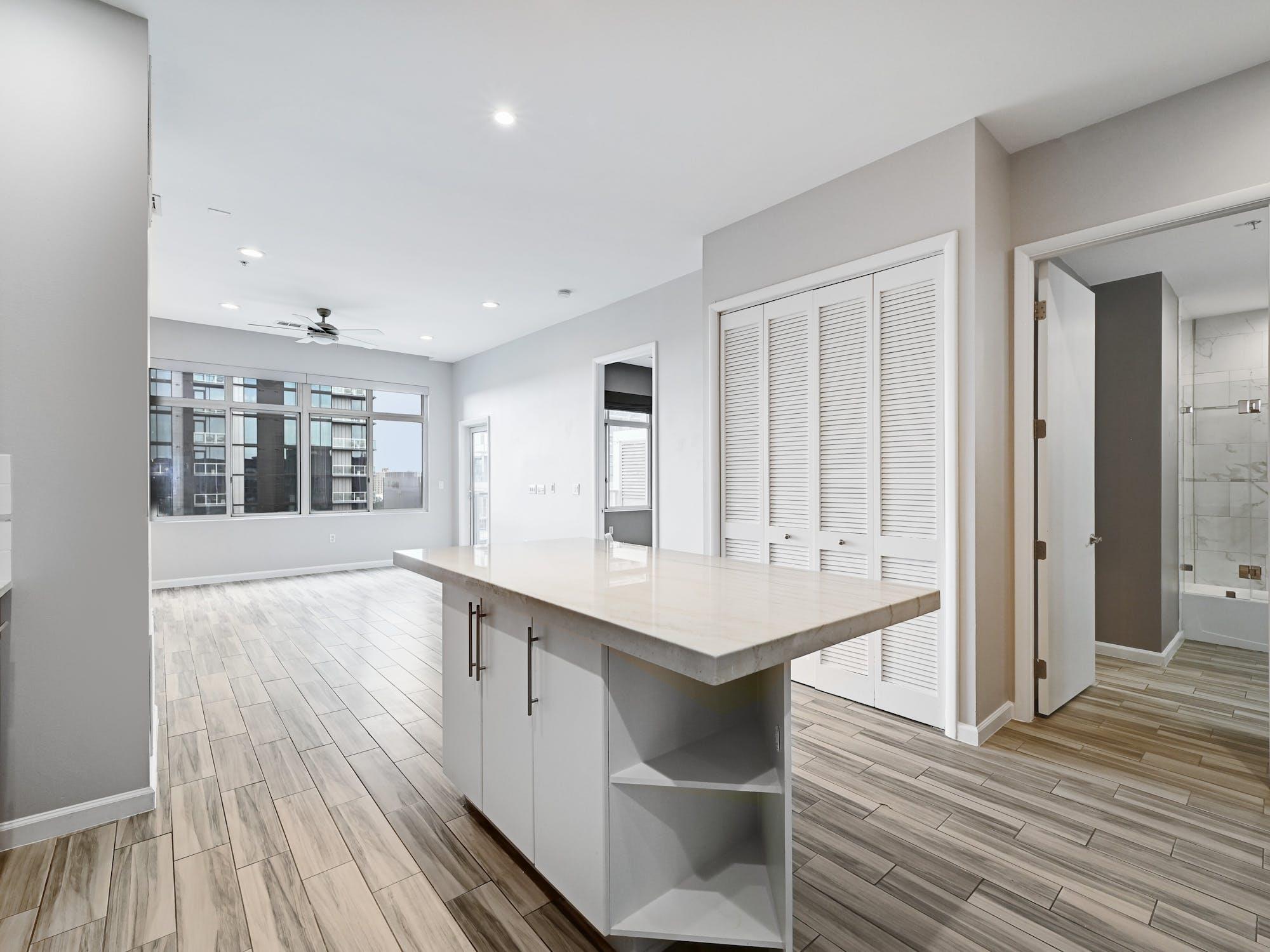 54 Rainey ST Unit: PH09