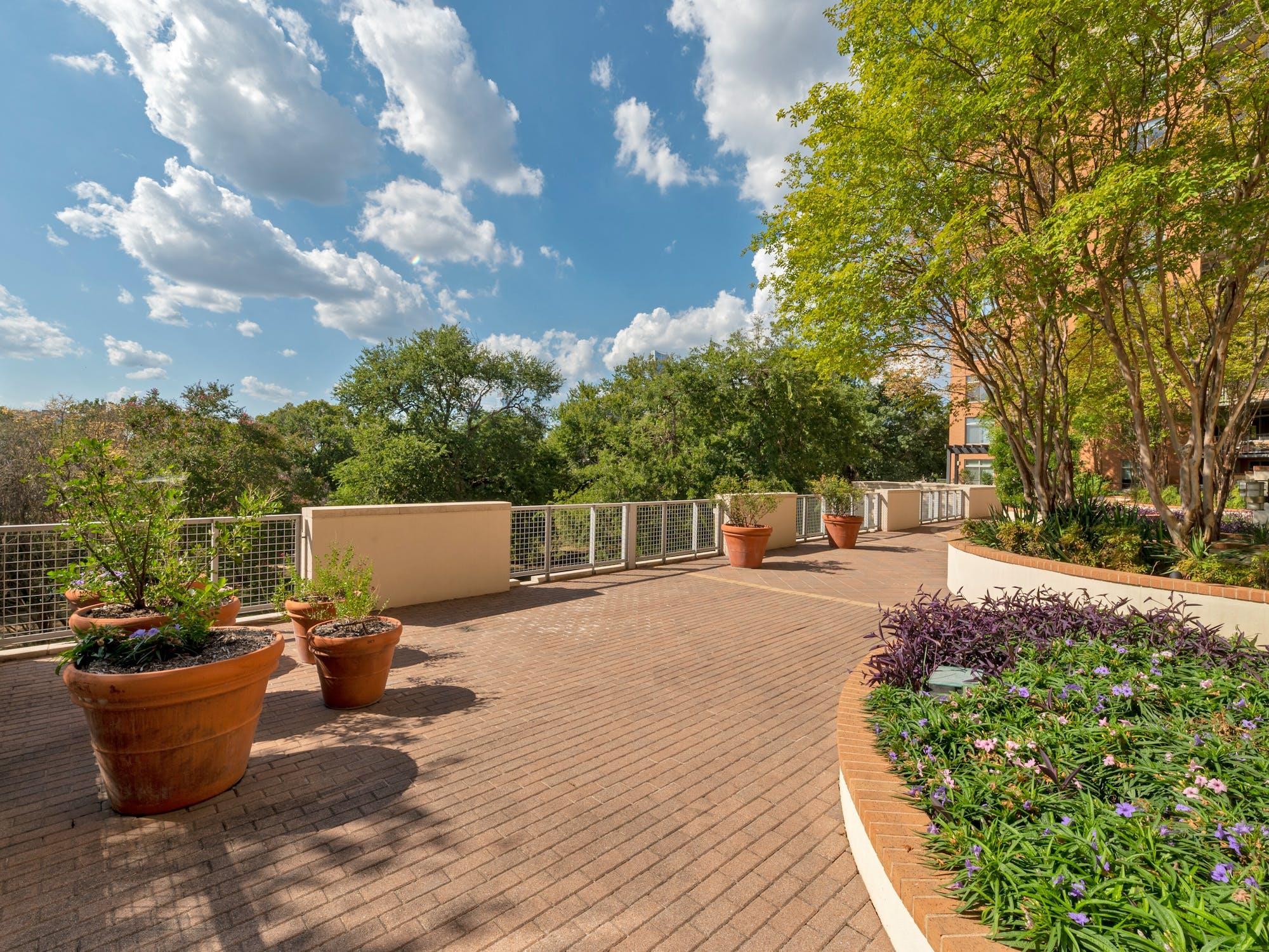 54 Rainey ST Unit: PH09