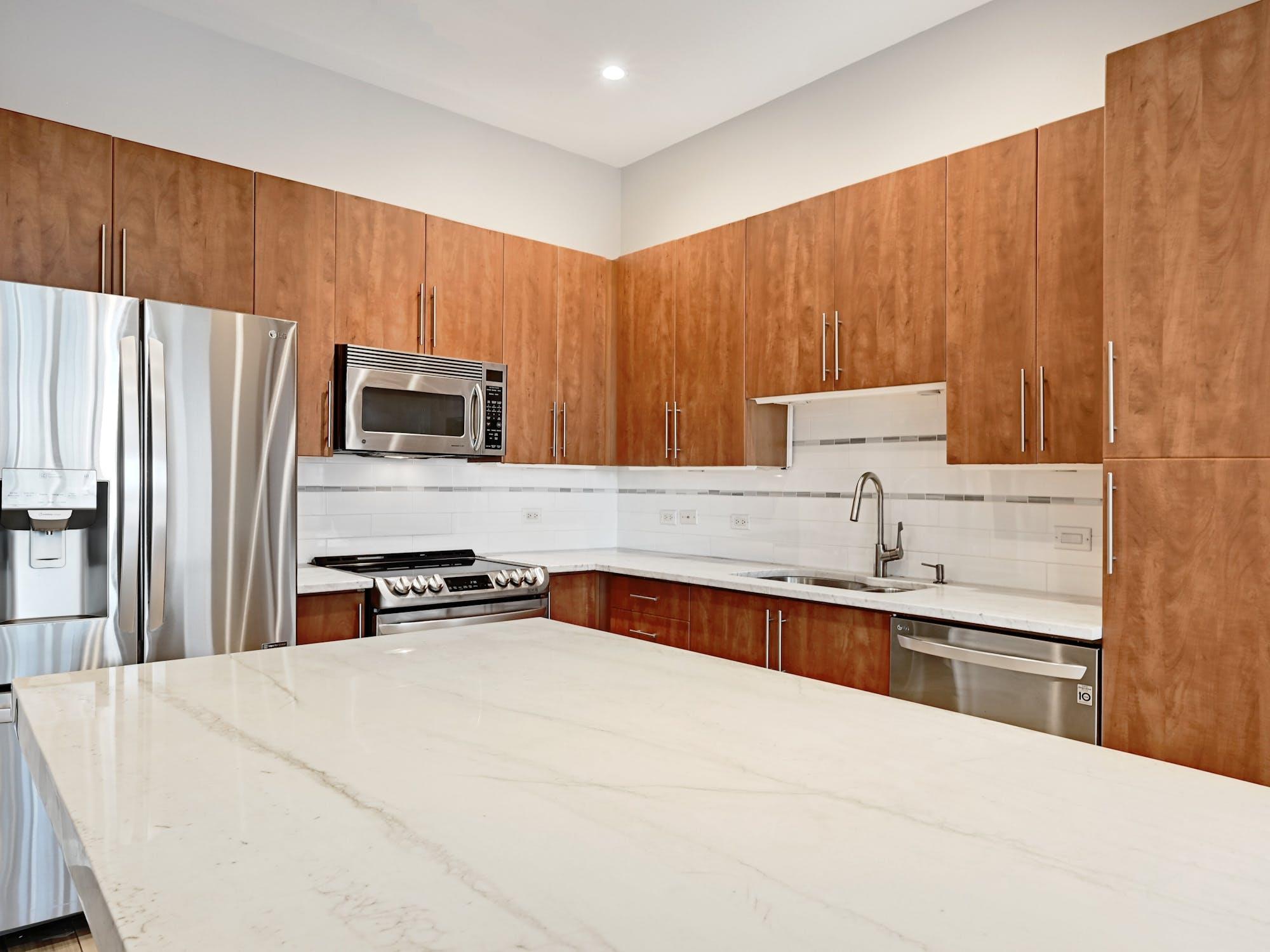 54 Rainey ST Unit: PH09