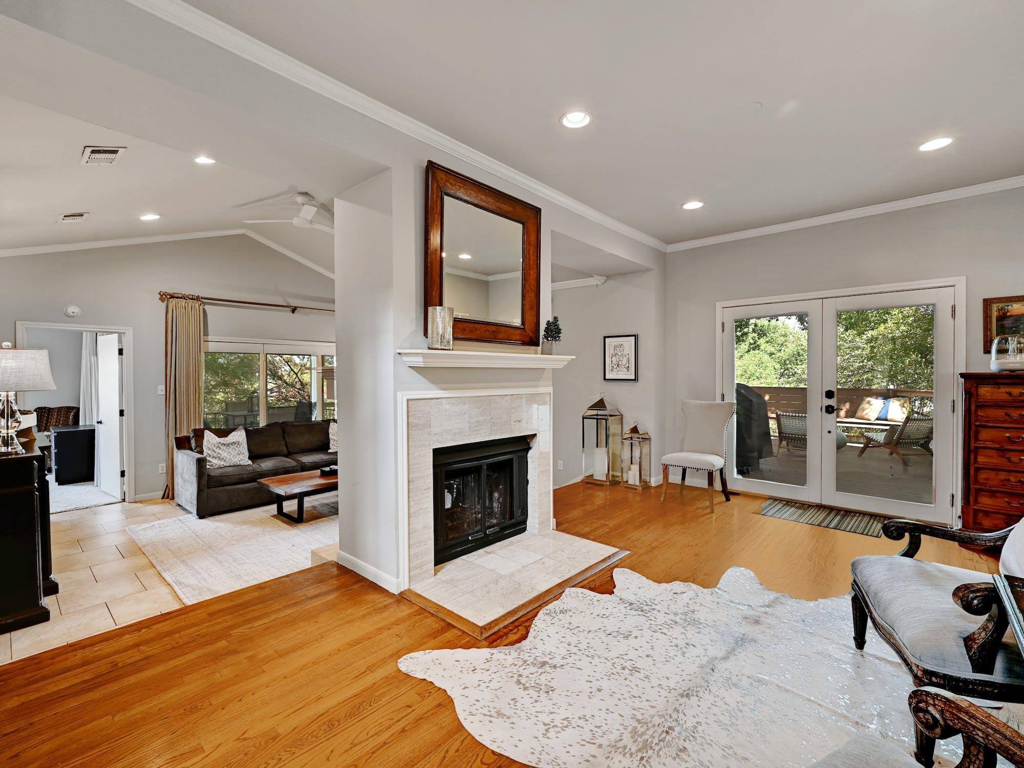 6010 Long Champ CT #110