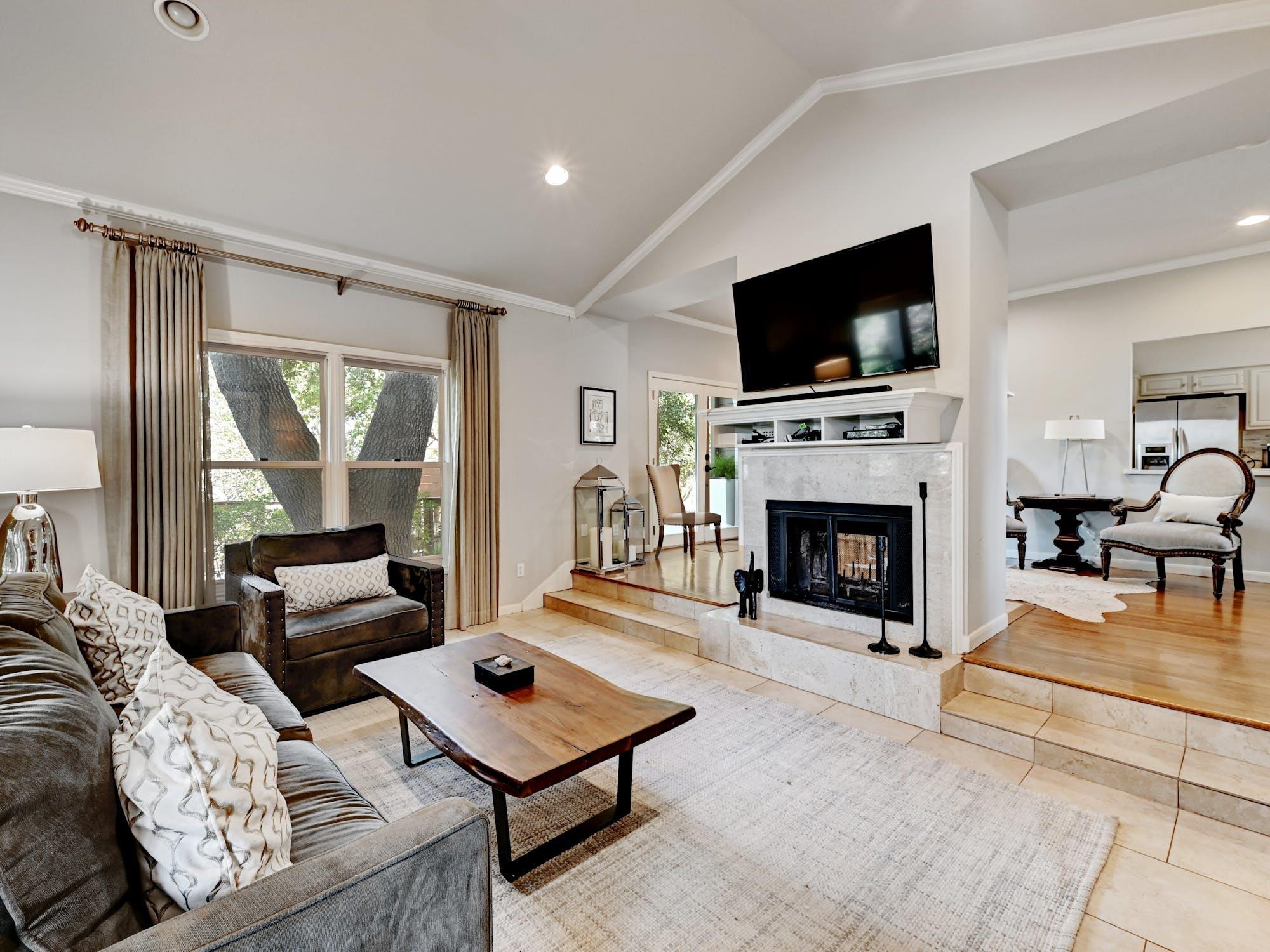 6010 Long Champ CT #110