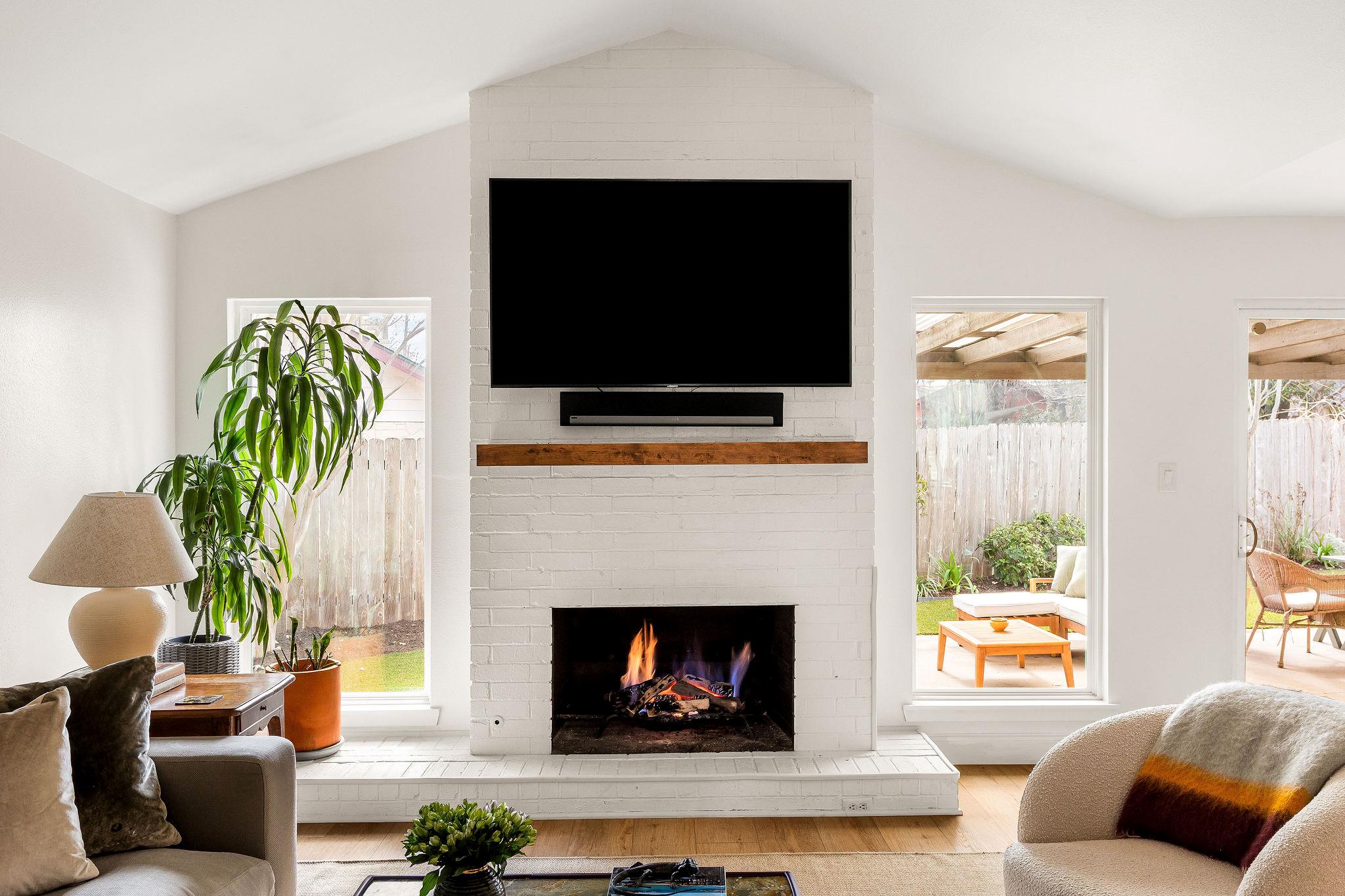 4701 Travis Country CIR