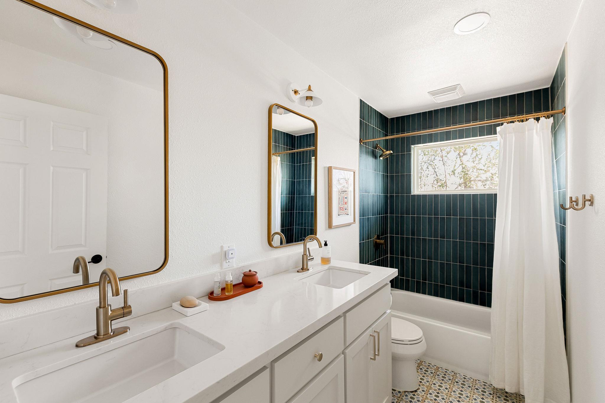 4701 Travis Country CIR