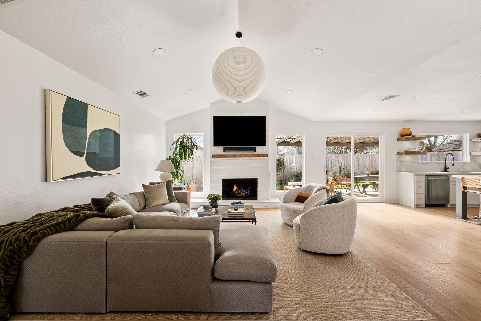 4701 Travis Country CIR