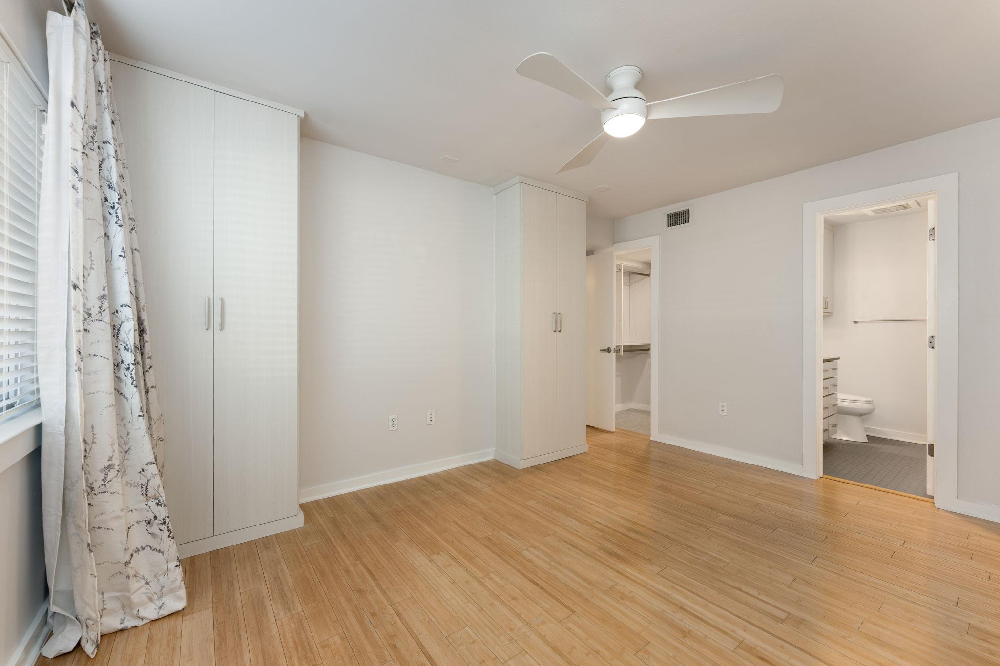 2200 Dickson DR # 119