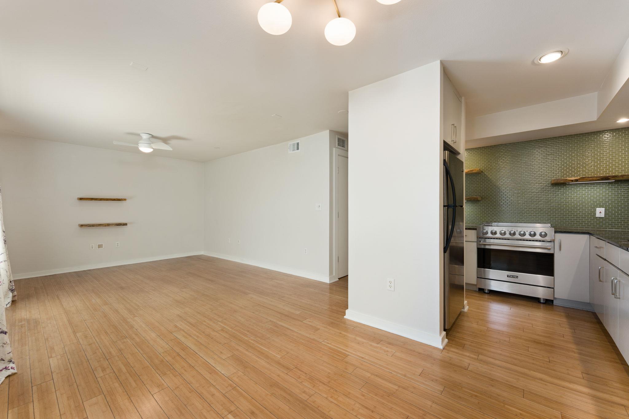 2200 Dickson DR # 119