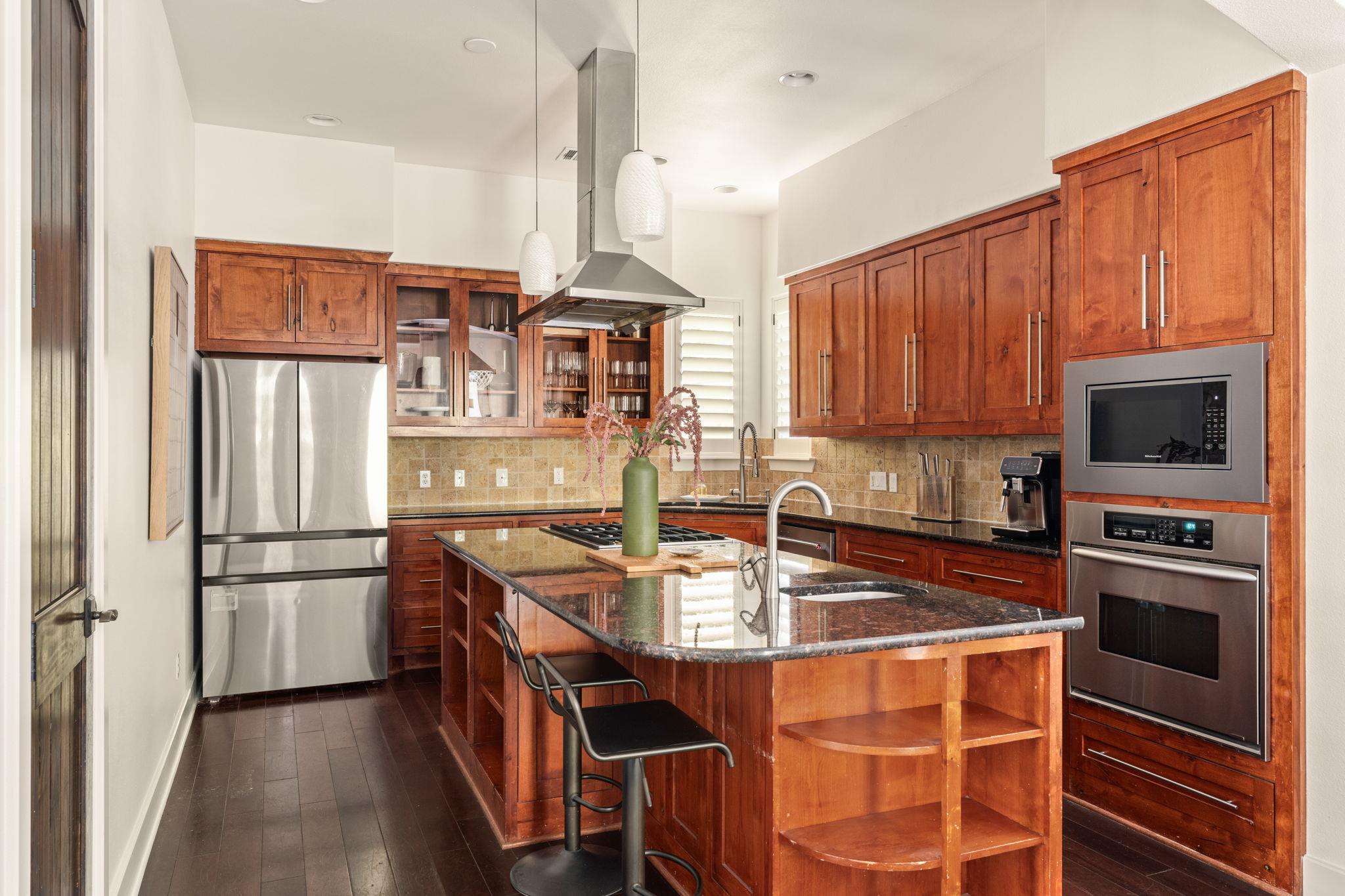 2324 Kinney RD