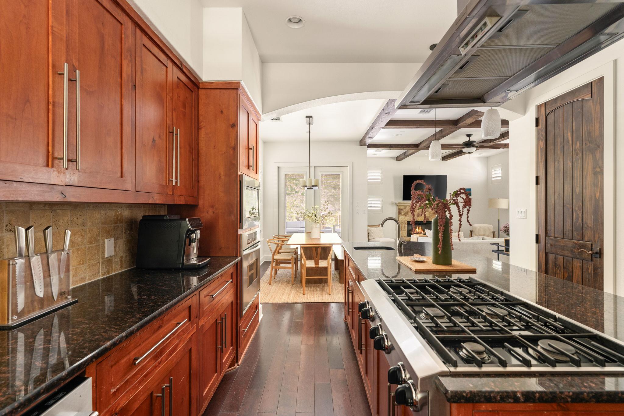 2324 Kinney RD