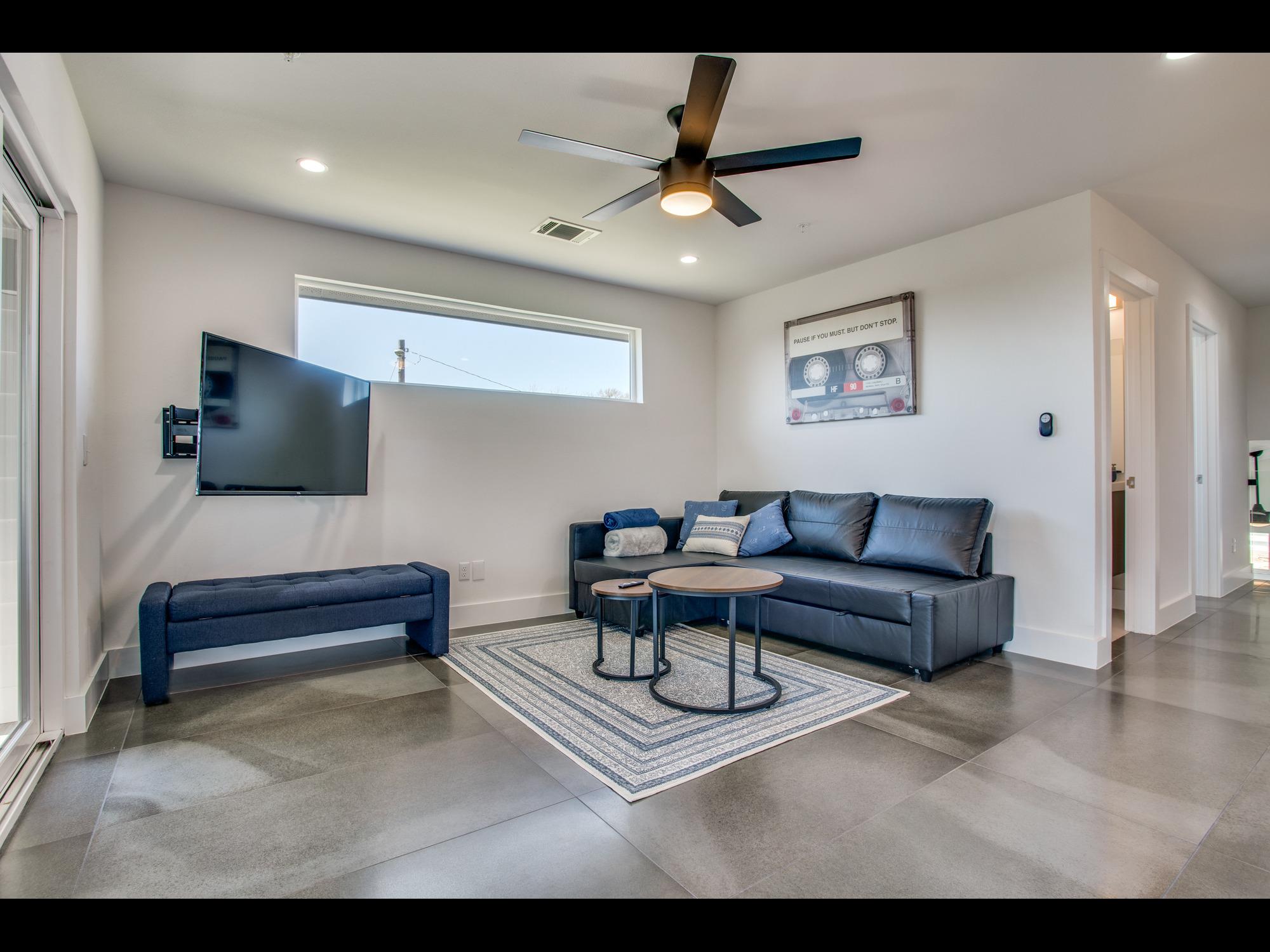 3409 Pennsylvania Ave #2