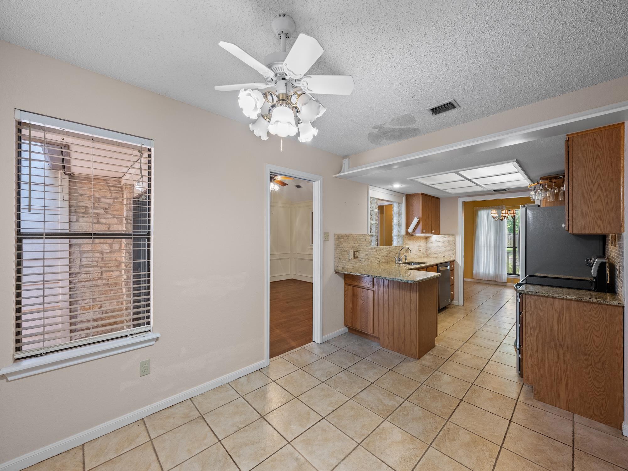 3606 Spotted Horse TRL