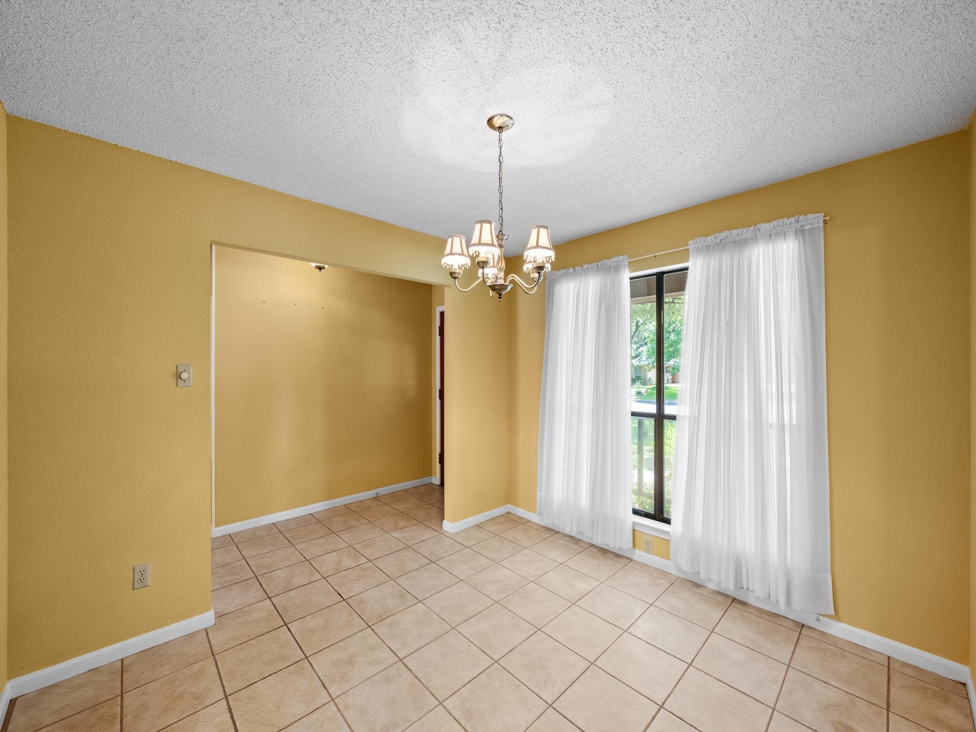 3606 Spotted Horse TRL