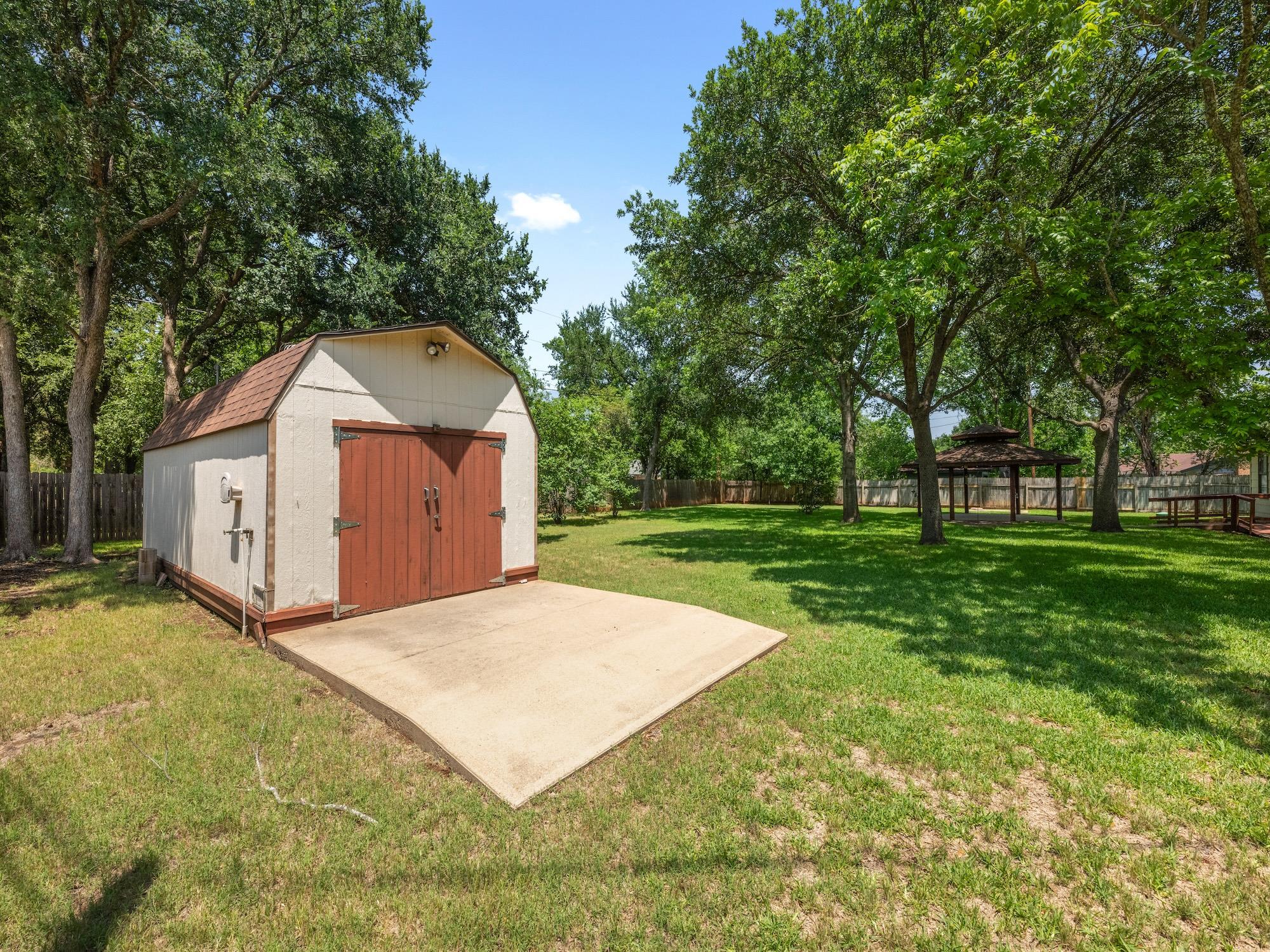 3606 Spotted Horse TRL