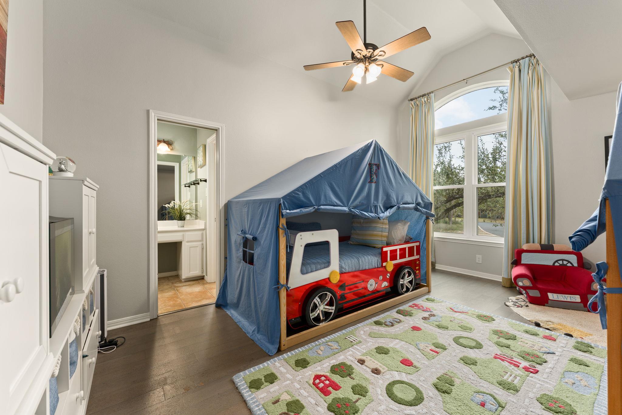 6711 Lakewood Point CV