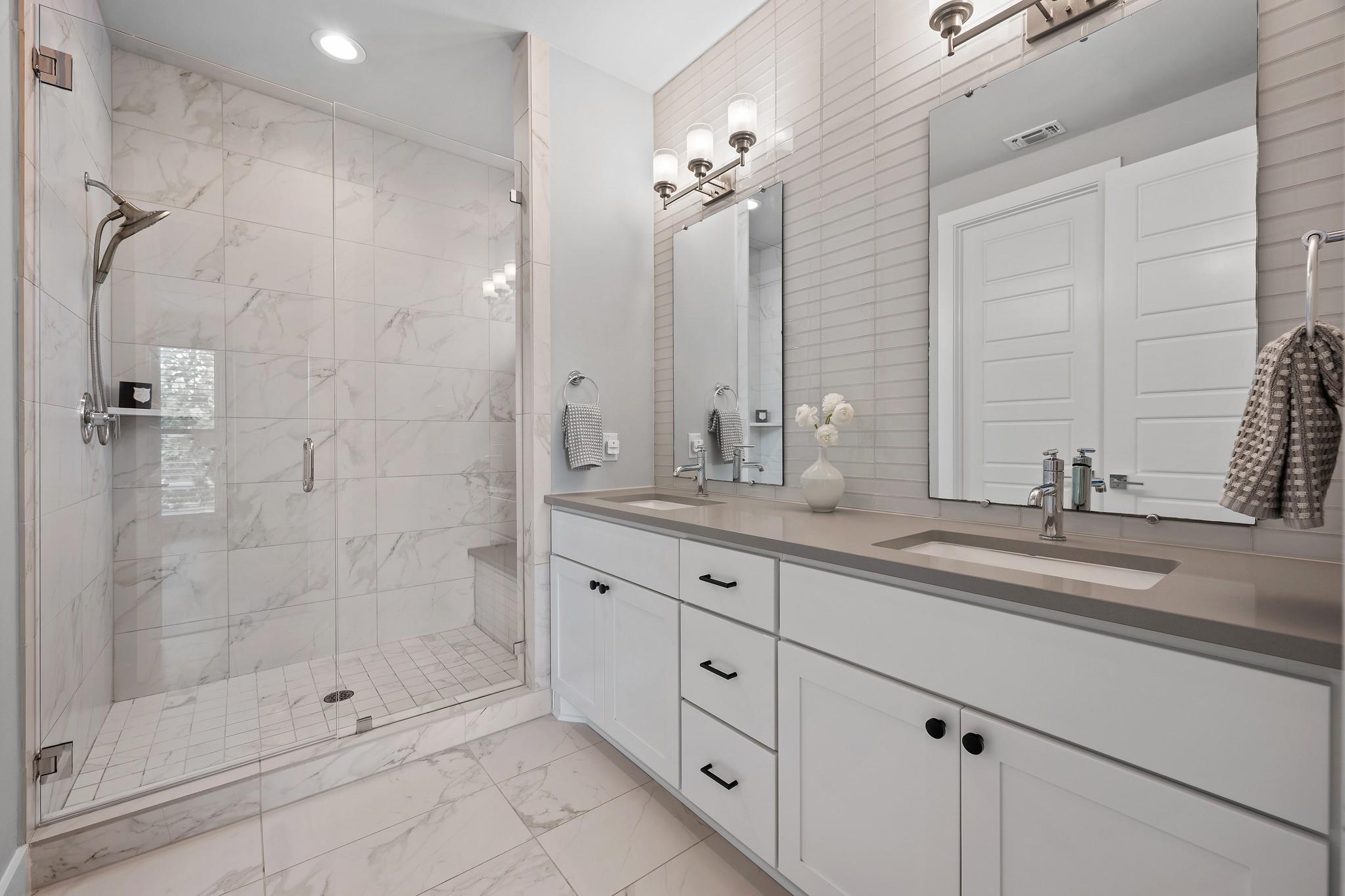 4515 Unity CIR