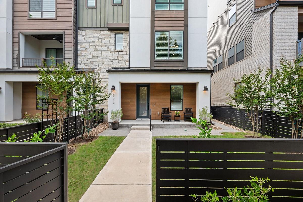4515 Unity CIR
