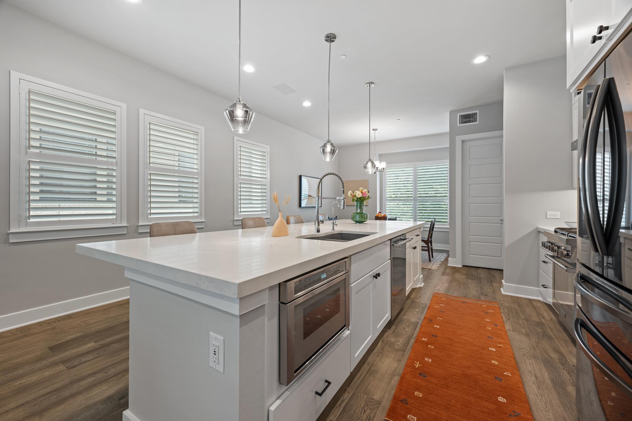 4515 Unity CIR