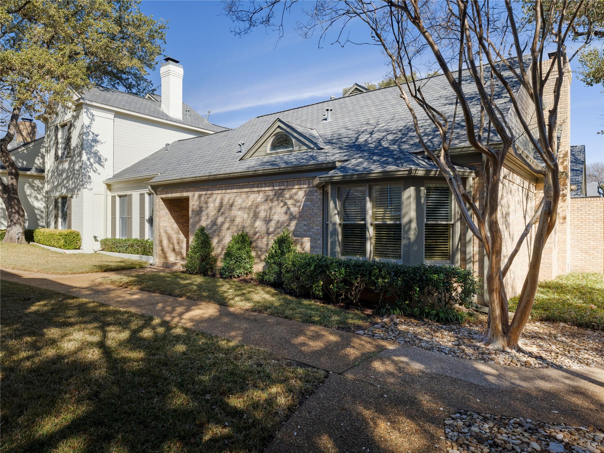 2838 Montebello RD # 17 Unit: C-17