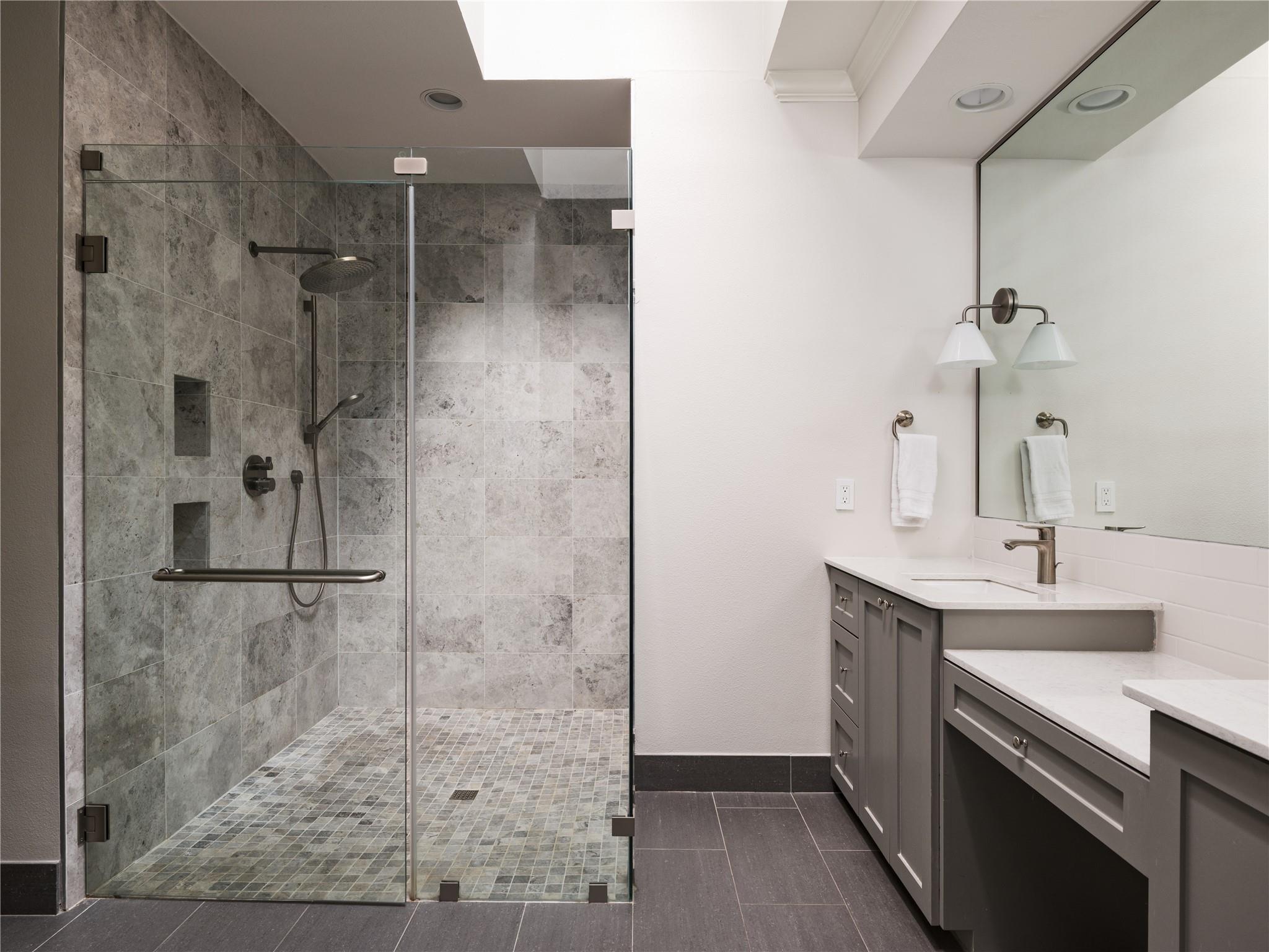 2838 Montebello RD # 17 Unit: C-17