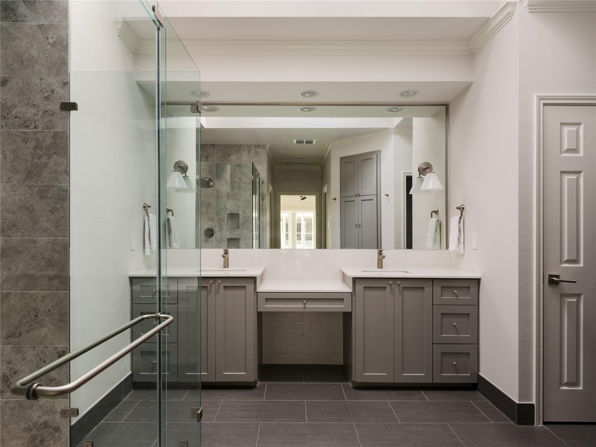 2838 Montebello RD # 17 Unit: C-17