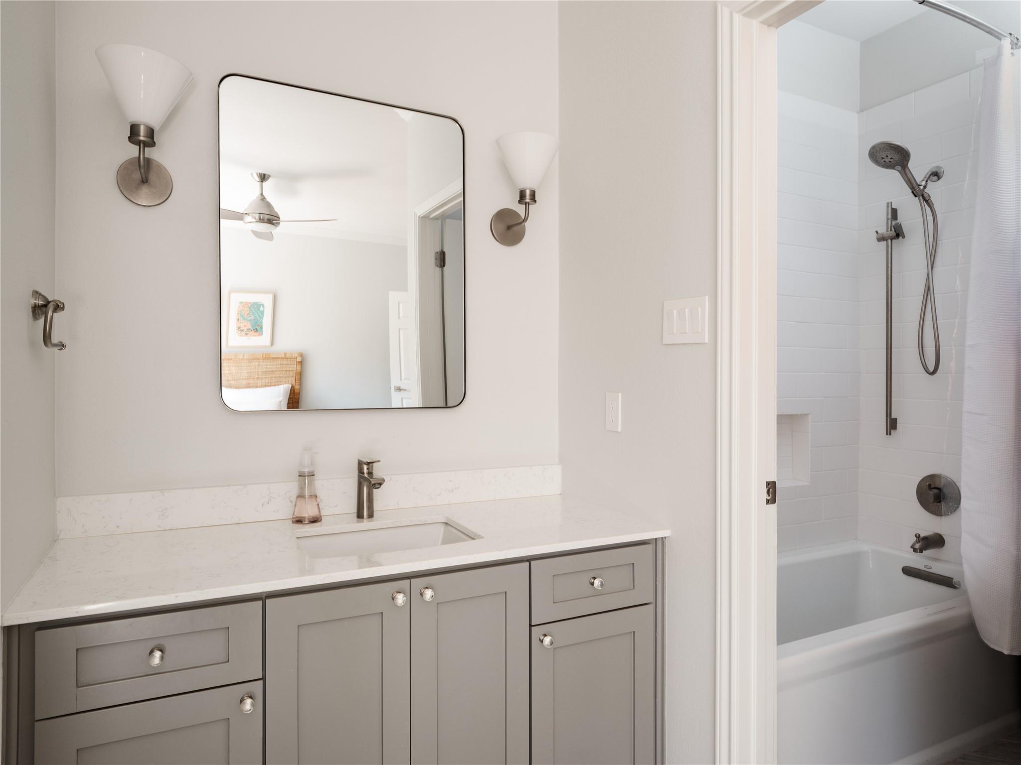 2838 Montebello RD # 17 Unit: C-17