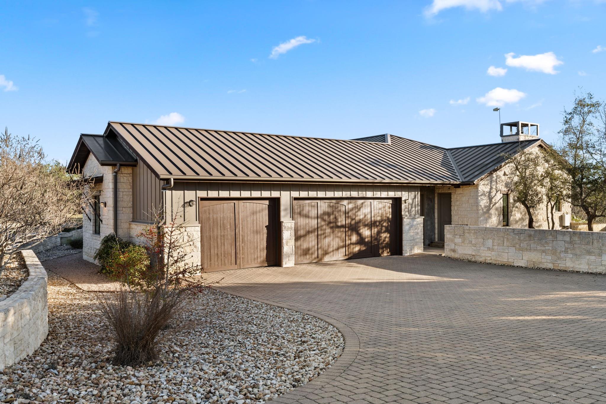 2560 Bell Springs RD