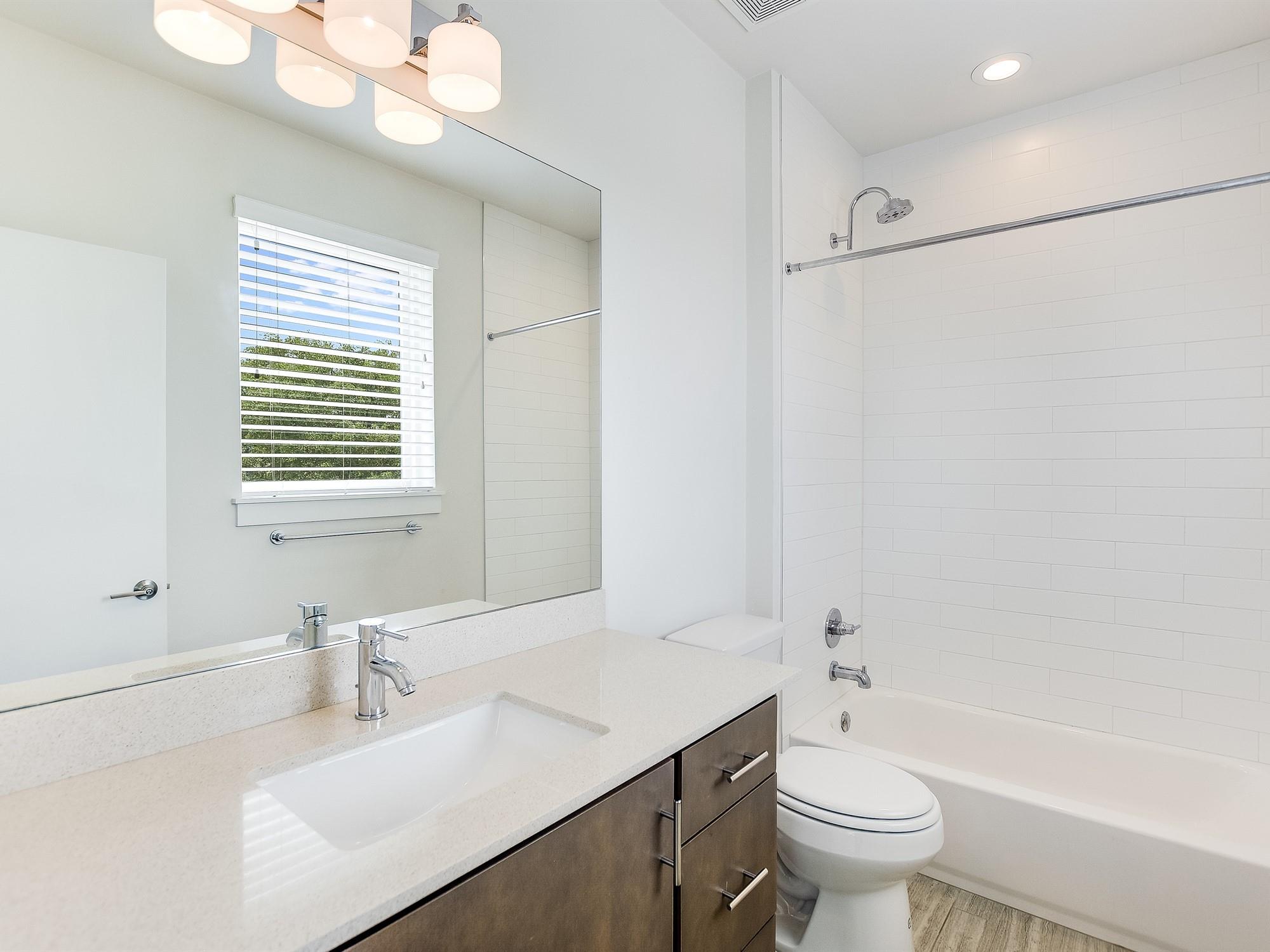 2301 Bluebonnet LN # 12