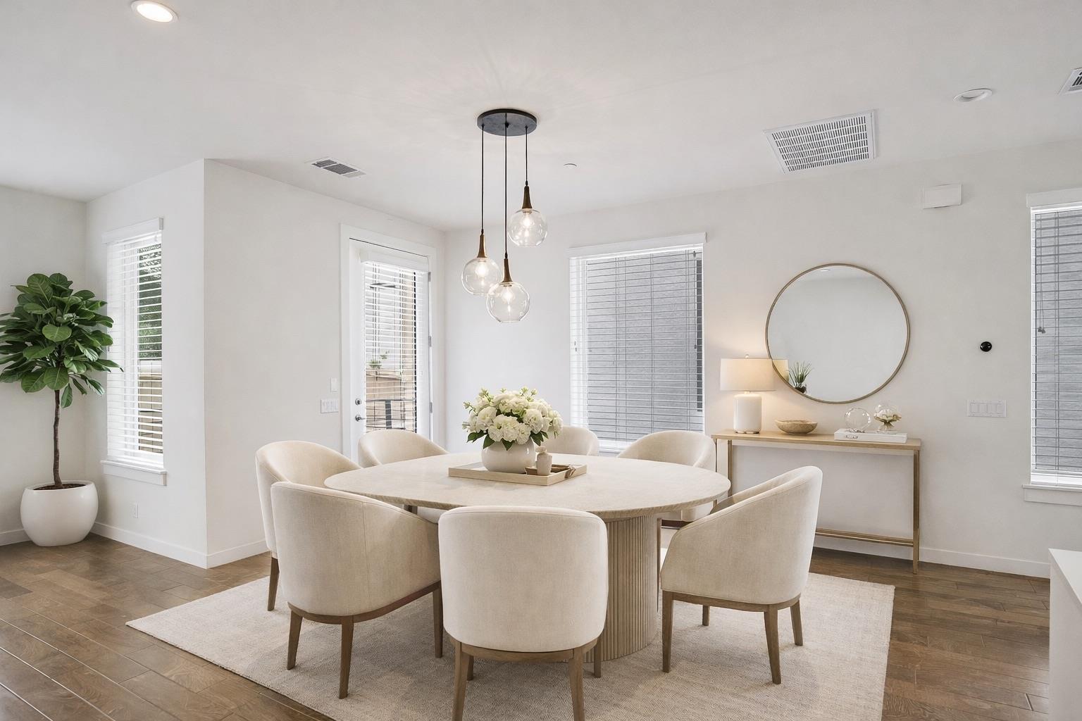 2301 Bluebonnet LN # 12