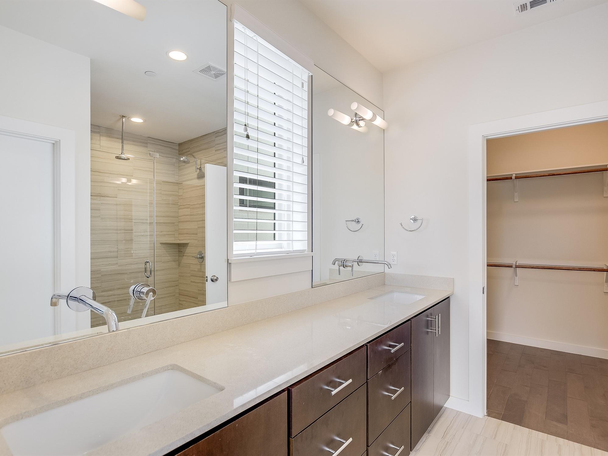 2301 Bluebonnet LN # 12