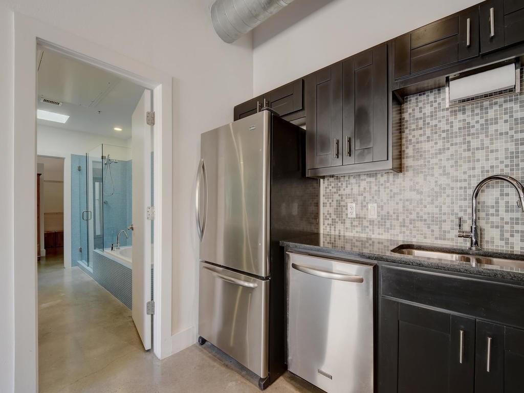 2205 N Lamar BLVD # 521