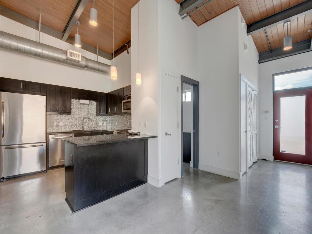 2205 N Lamar BLVD # 521