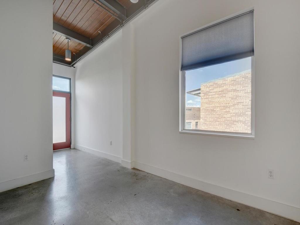 2205 N Lamar BLVD # 521
