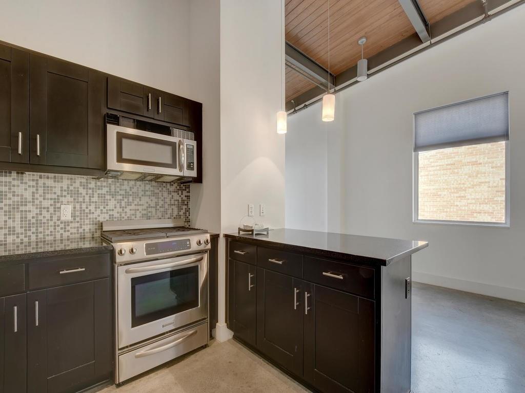 2205 N Lamar BLVD # 521