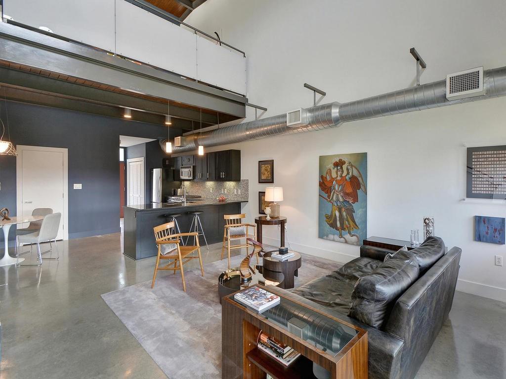 2205 N Lamar BLVD # 224