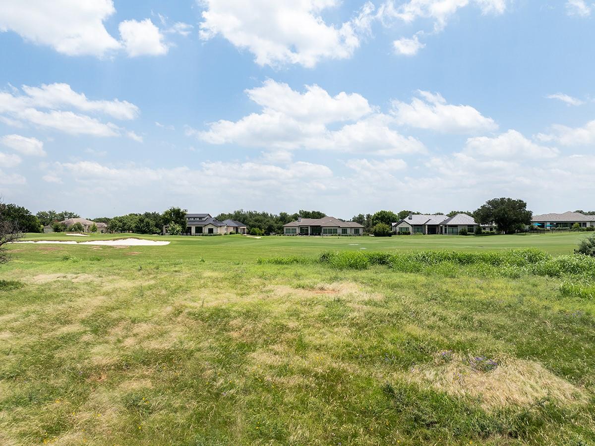 2209 Lauren DR