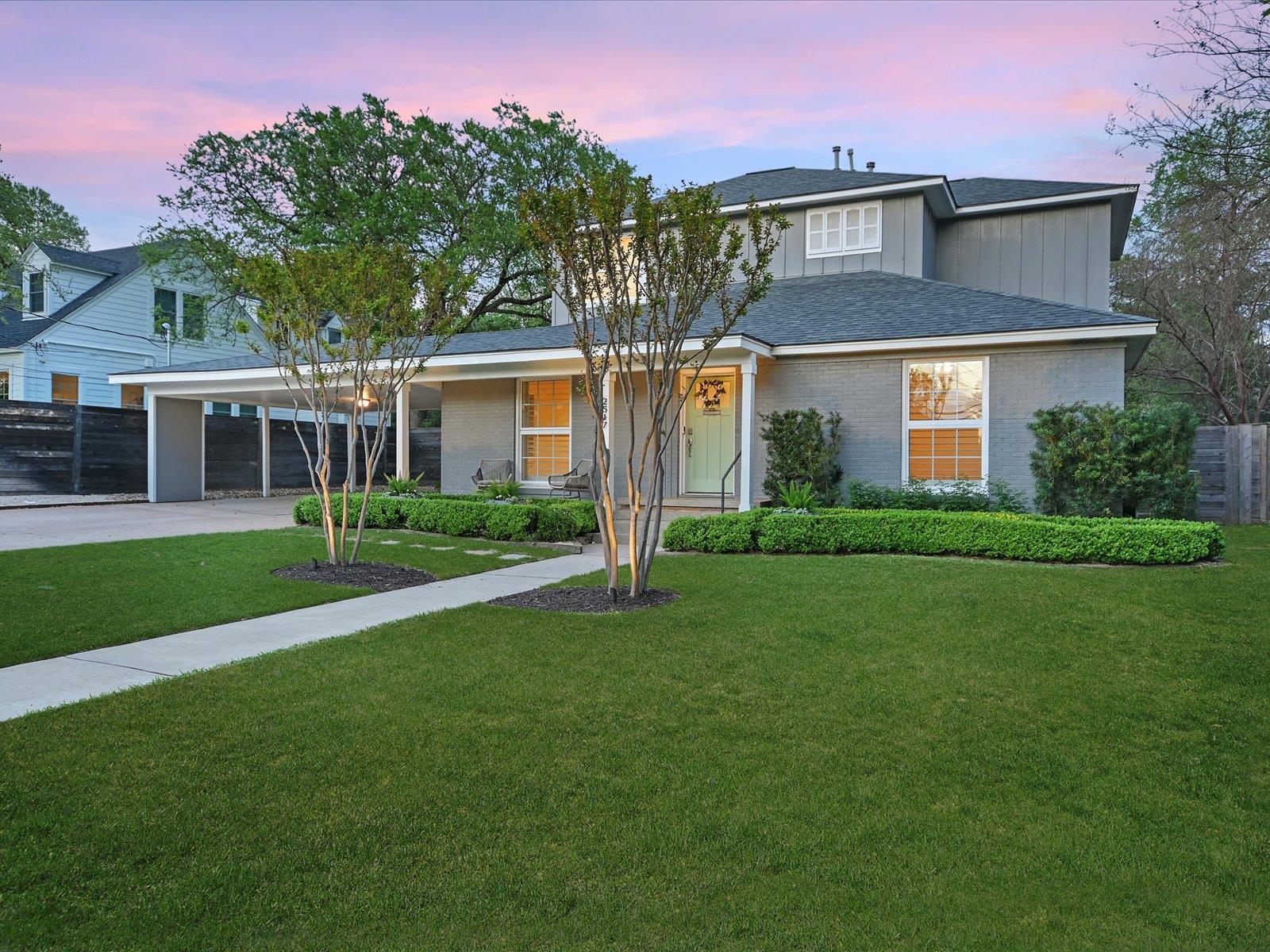 2517 Exposition BLVD