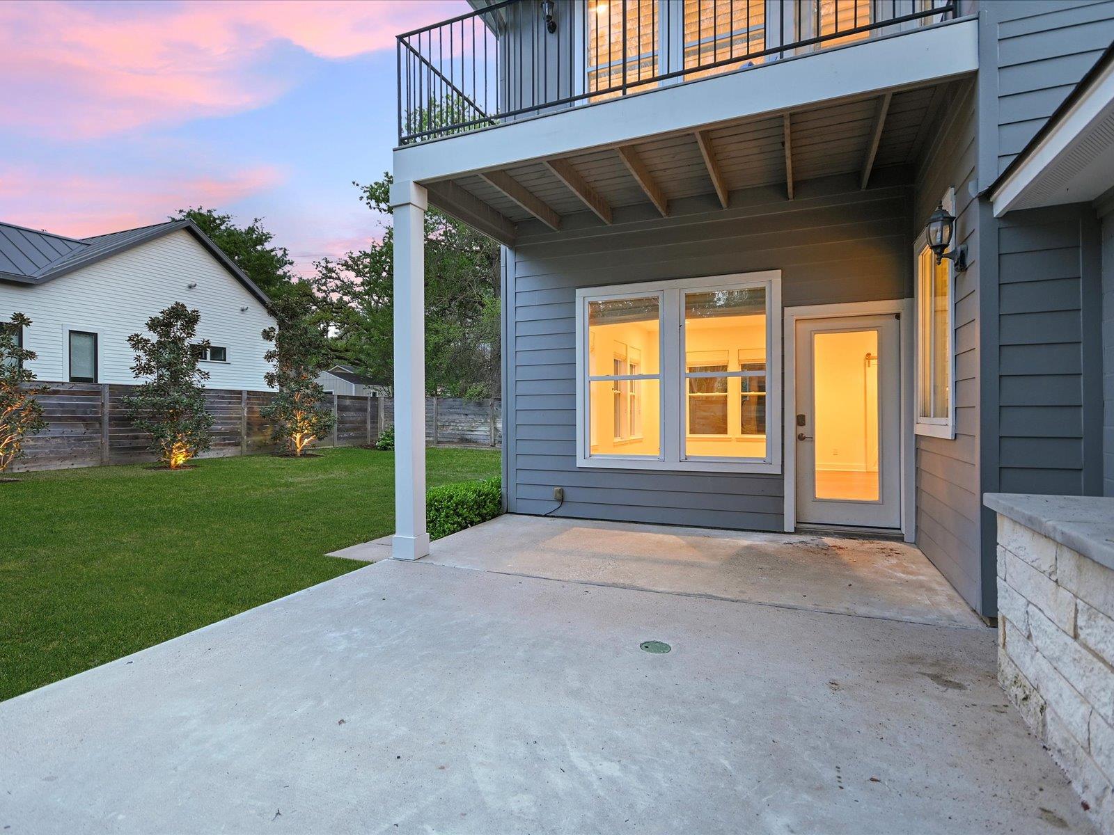 2517 Exposition BLVD