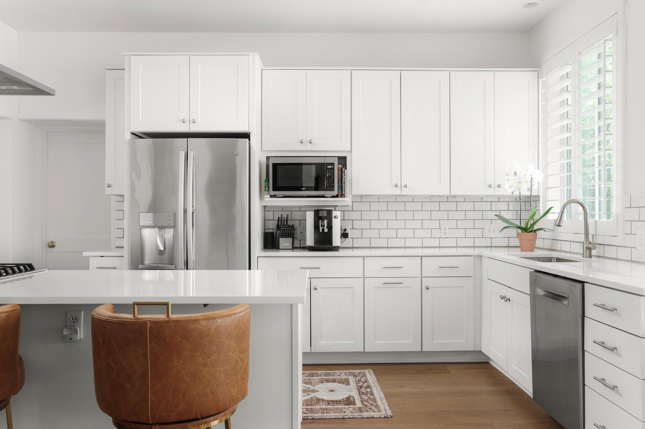 2517 Exposition BLVD