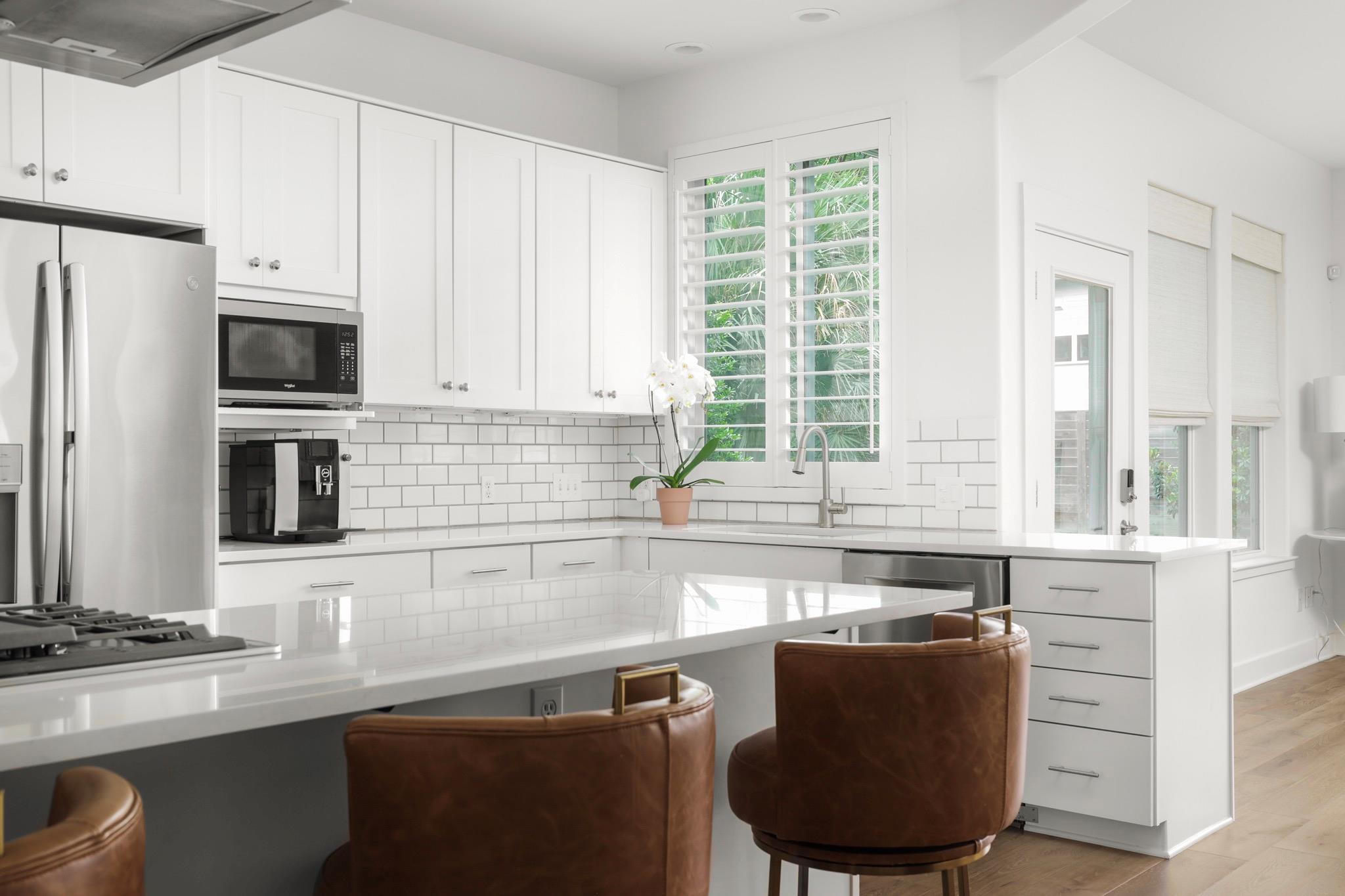 2517 Exposition BLVD