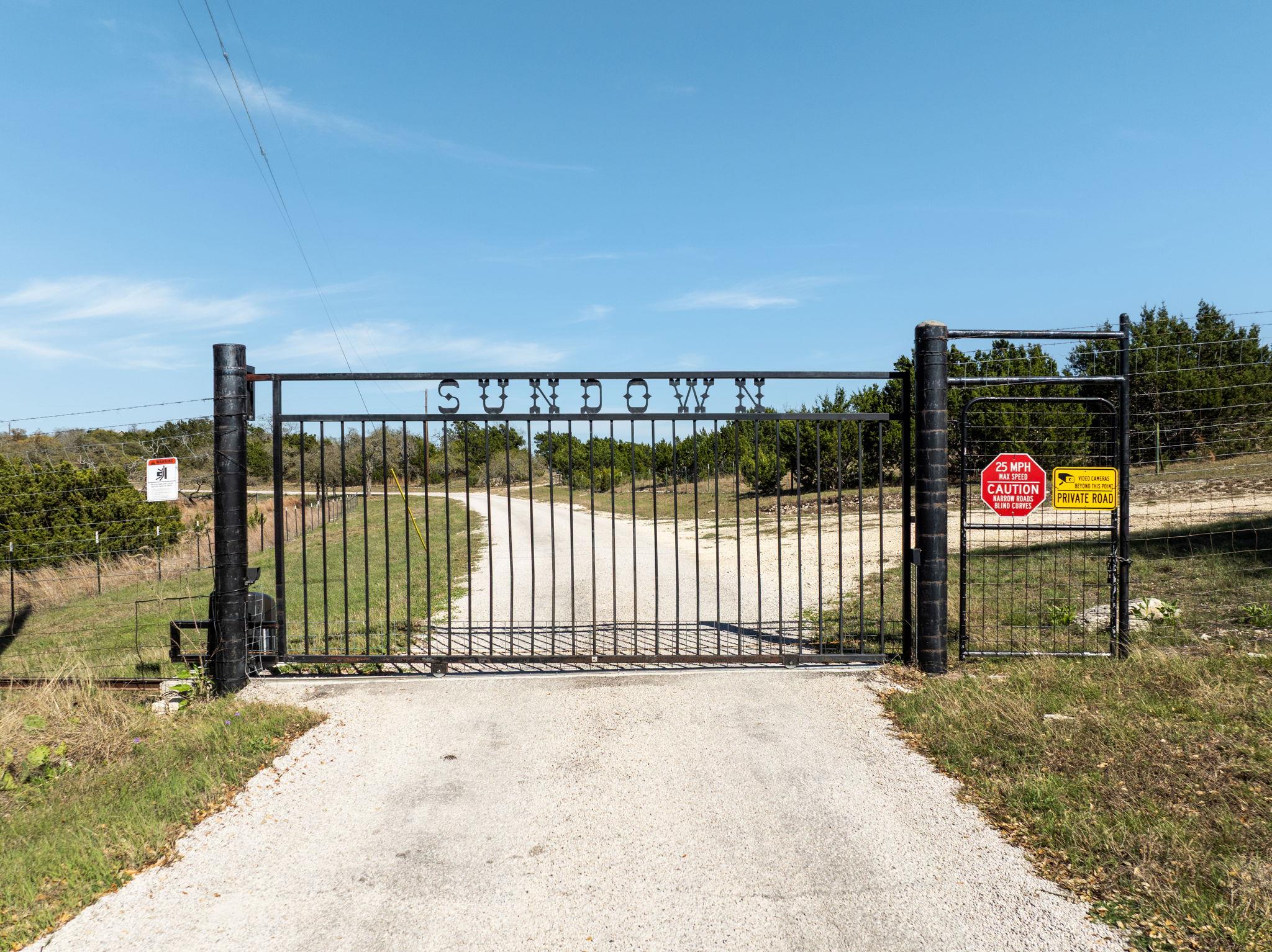 1716 Sanctuary LN