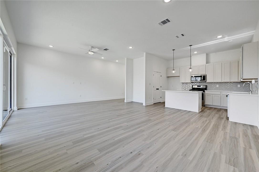 2305 Century Tree CV