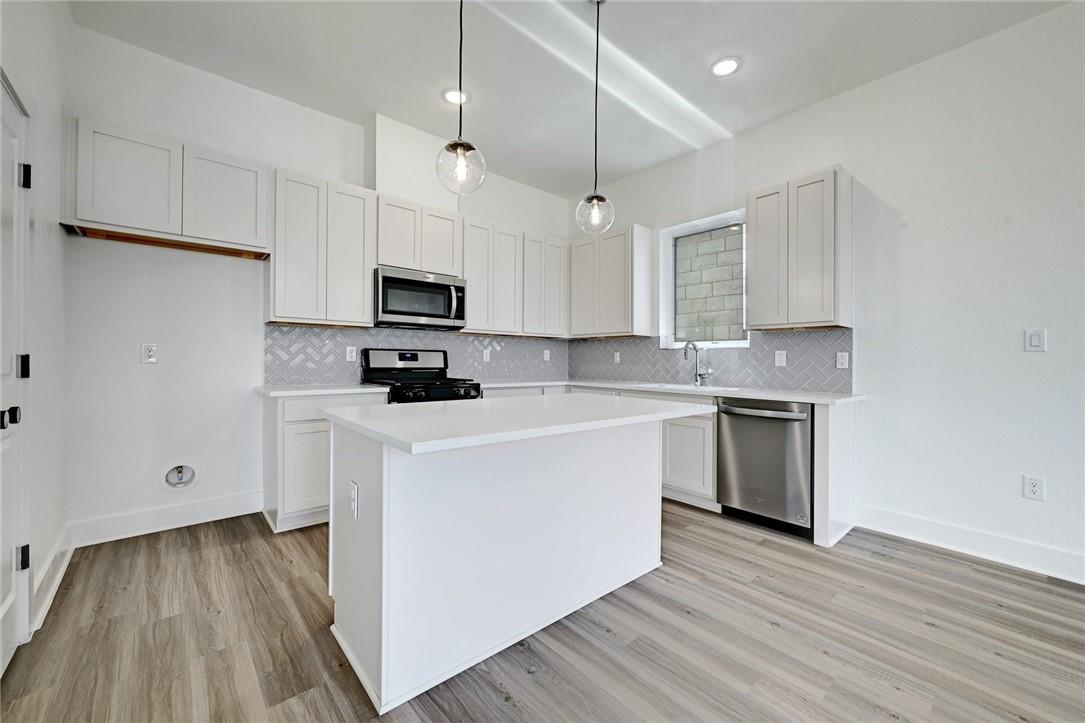 2305 Century Tree CV