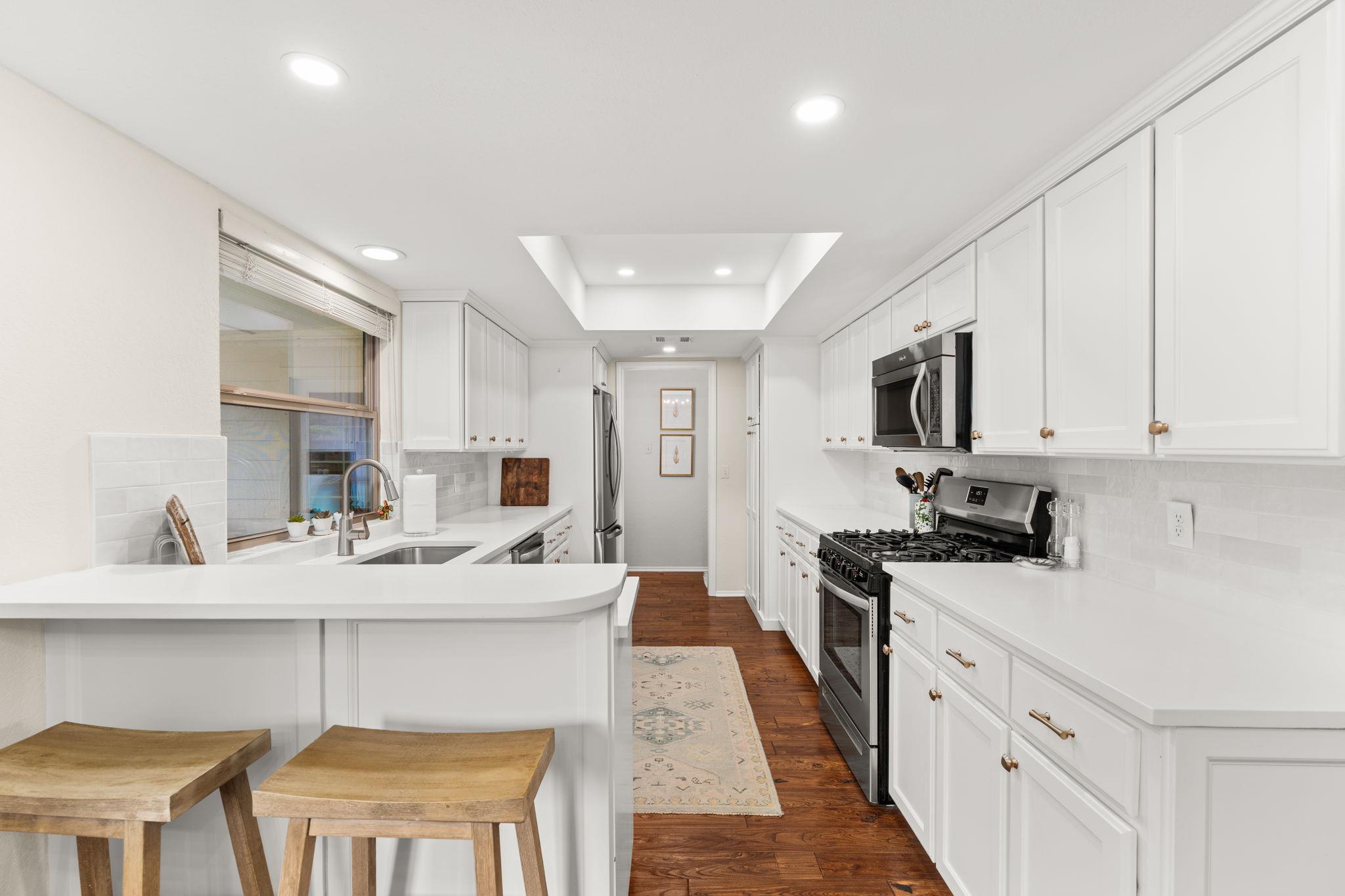 4804 Trail Crest CIR, Austin