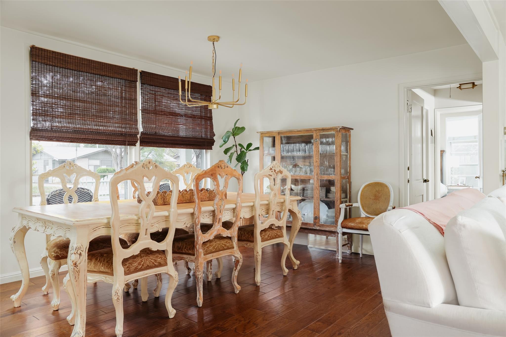 1507 Corona DR