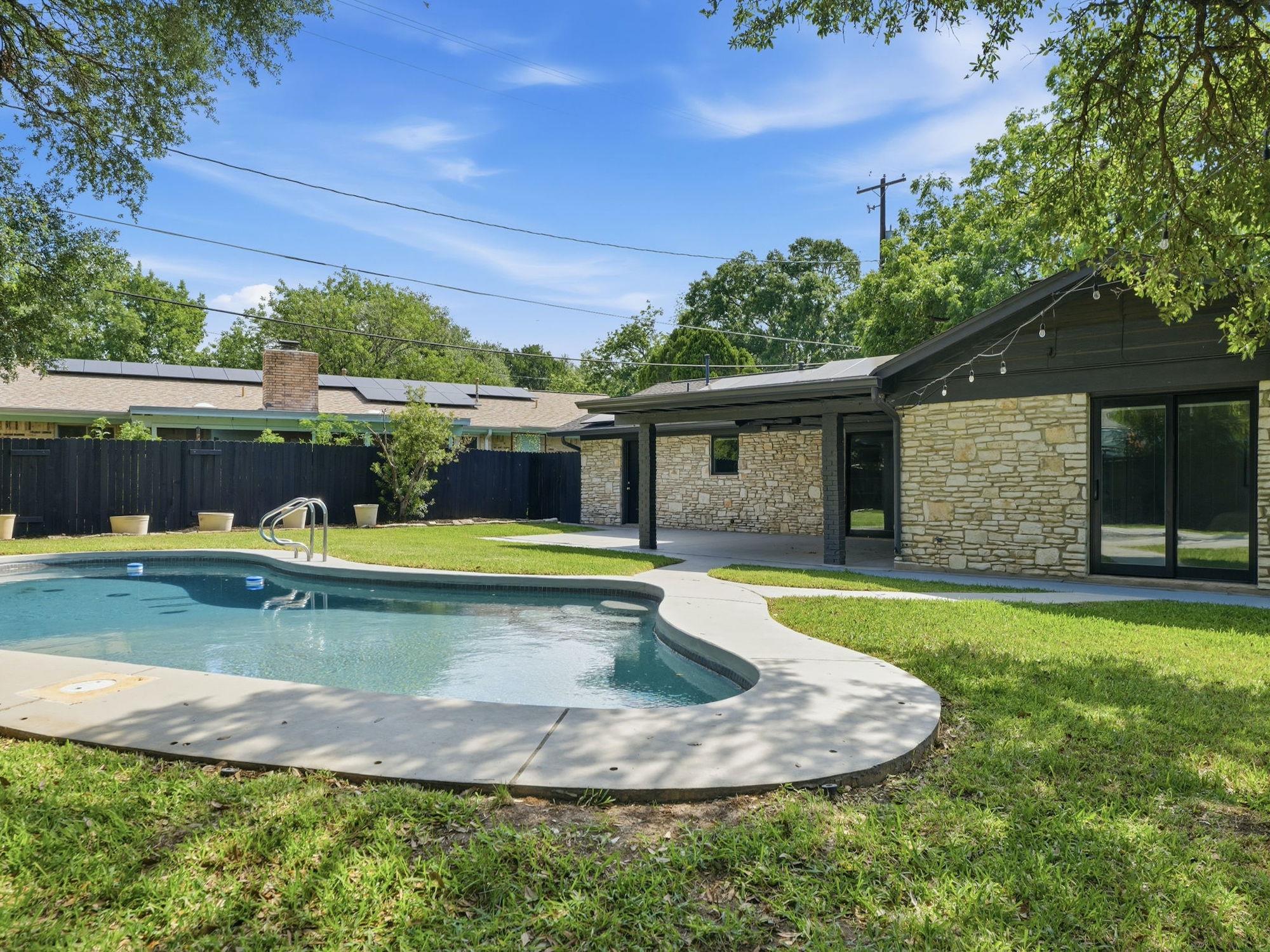 7600 Shoal Creek BLVD