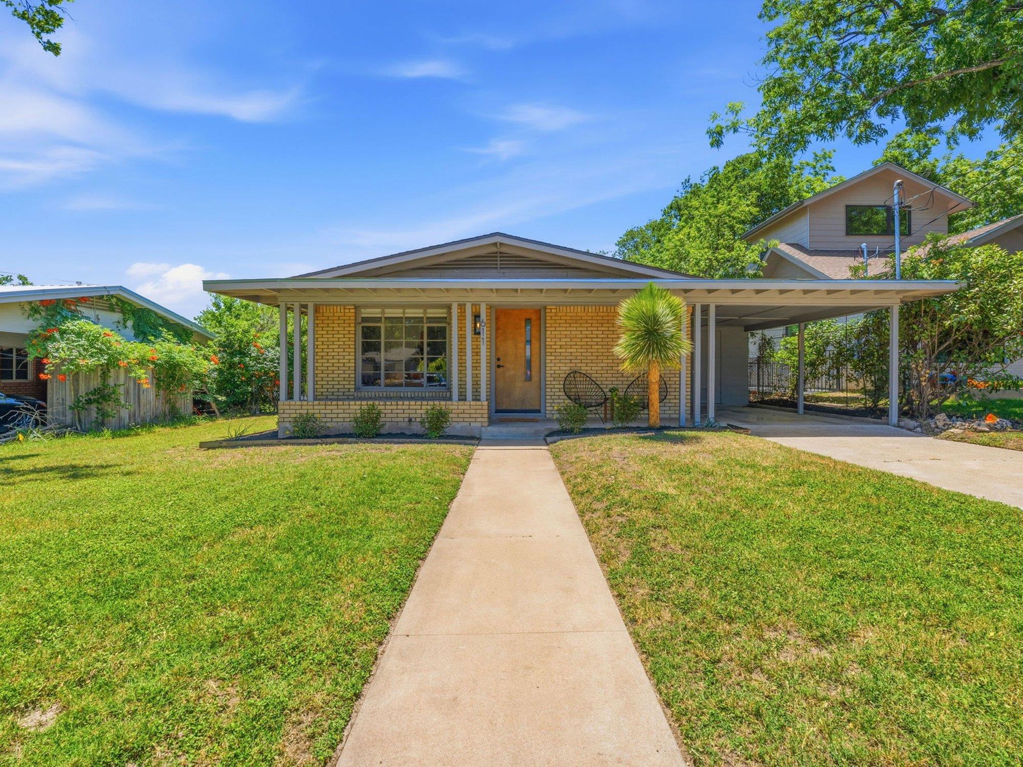 611 Wilmes DR
