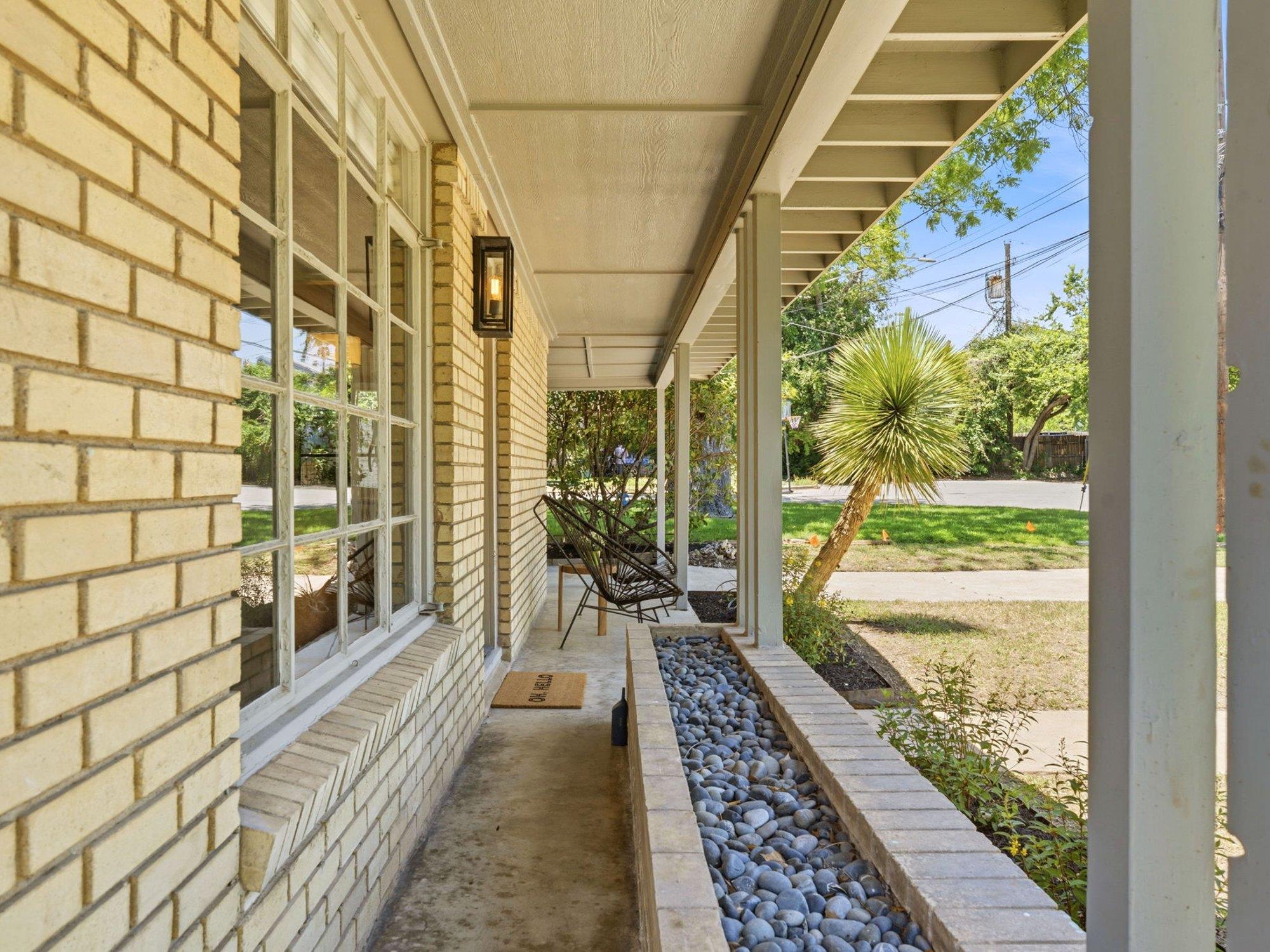 611 Wilmes DR