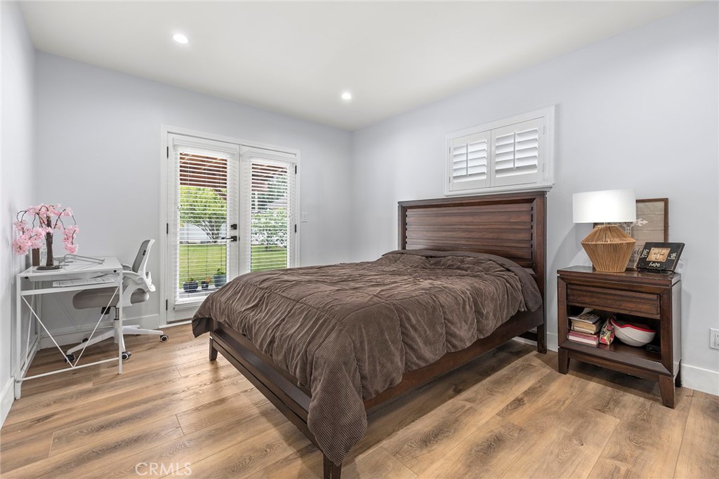 1400 W Wilshire Avenue