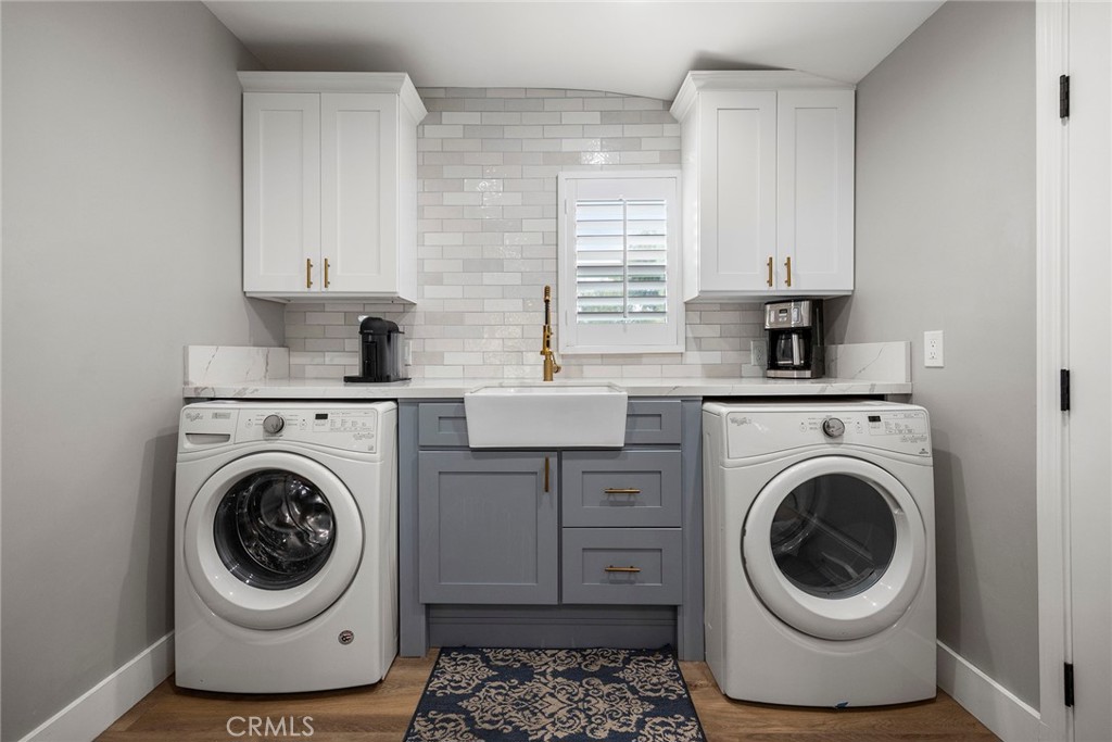 1400 W Wilshire Avenue